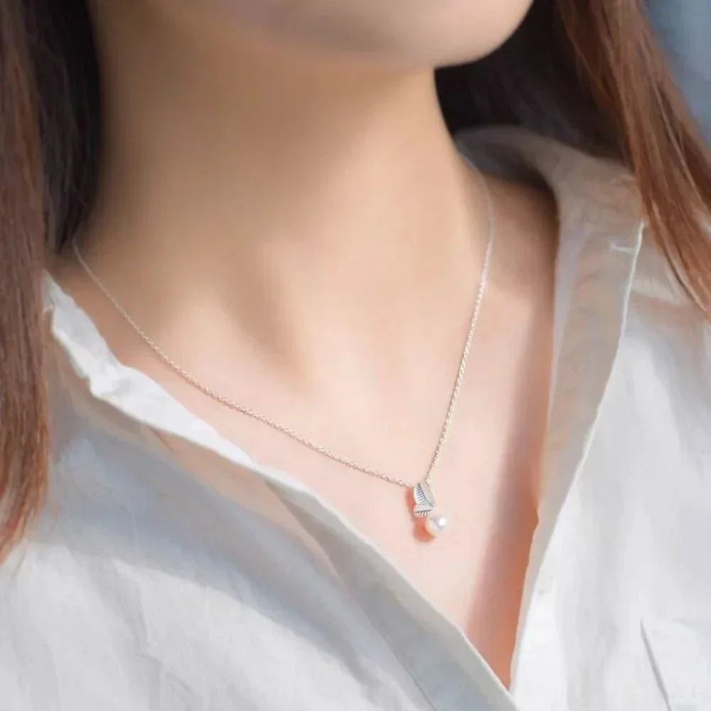925 Sterling Silver Dainty Pearl Leaf Necklace